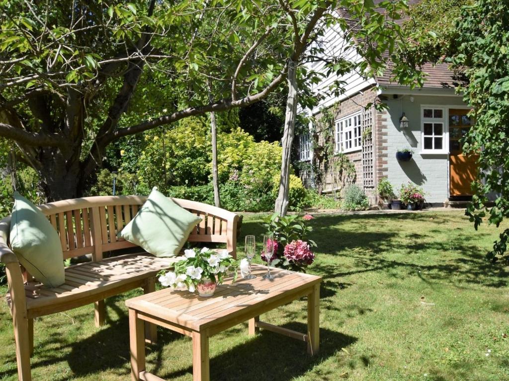 1 bed property in Etchingham 62641, Burwash