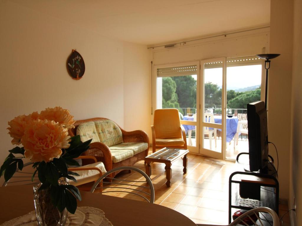 Apartamento Acogedor a 100m de la Playa con Garaje Privado - ES-228-23 - 2