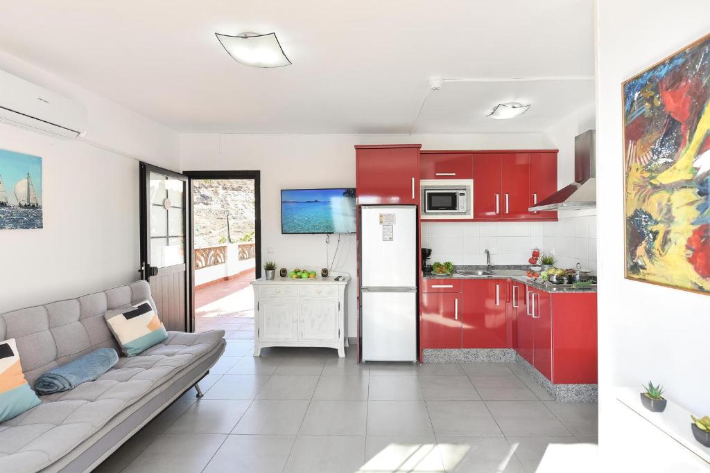 Beach Apartment in Playa del Cura 323 by VillaGranCanaria - 3
