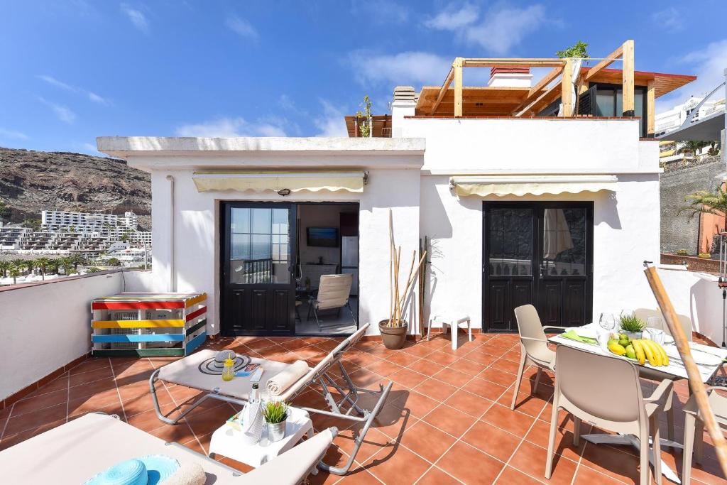 Beach Apartment in Playa del Cura 323 by VillaGranCanaria - 2
