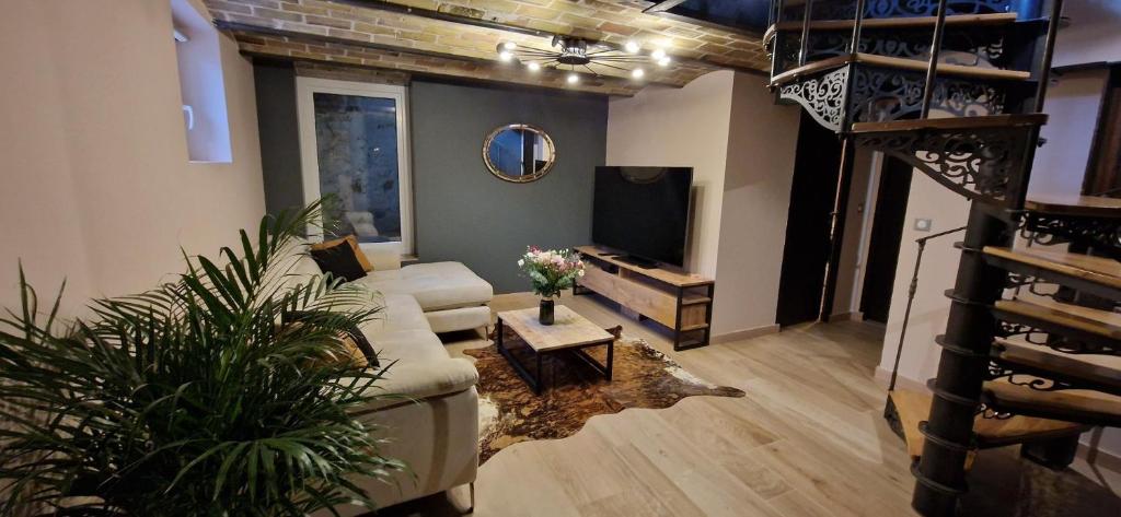 Bleautiful Joséphine - Maison de ville avec jardin, Fontainebleau