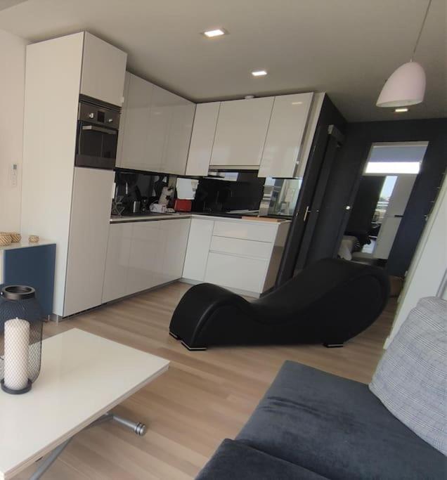 Appartement 323, Port Ambonne - 5