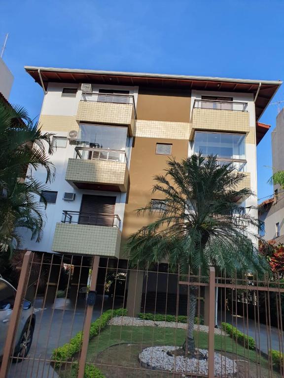 Dois quartos, 400m do mar, Florianópolis