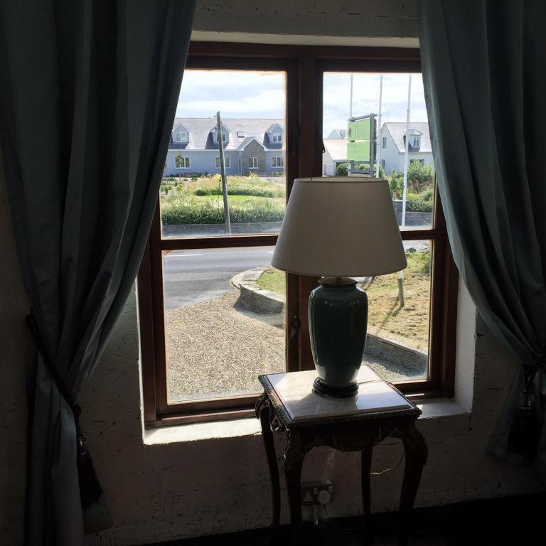 Tides Apartments Liscannor photo