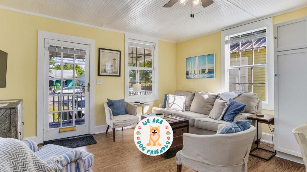 Robin's Nest, Pensacola