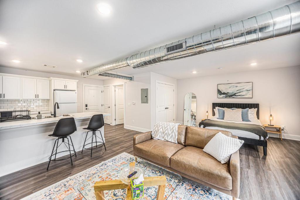 Upscale Abode - Brand New Corporate Apt Downtown, Grand Rapids