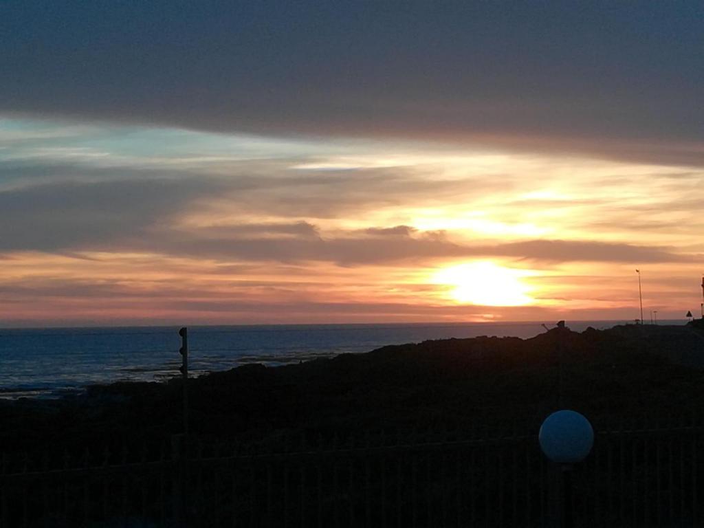The Waves of Schulphoek, Hermanus