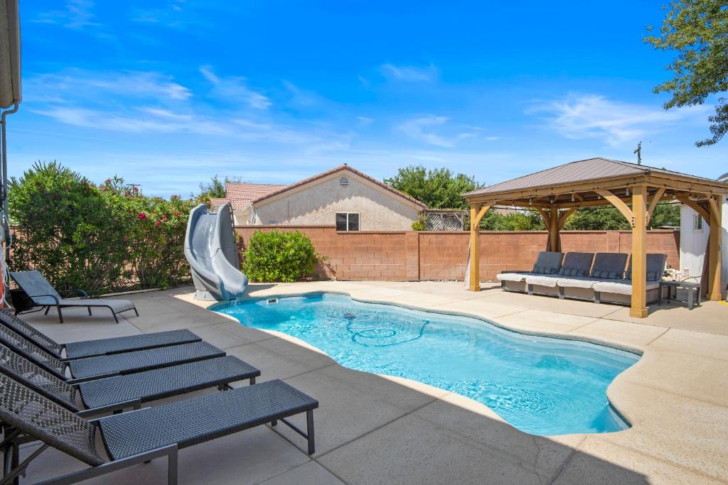 Zion Desert Cruise House, La Verkin