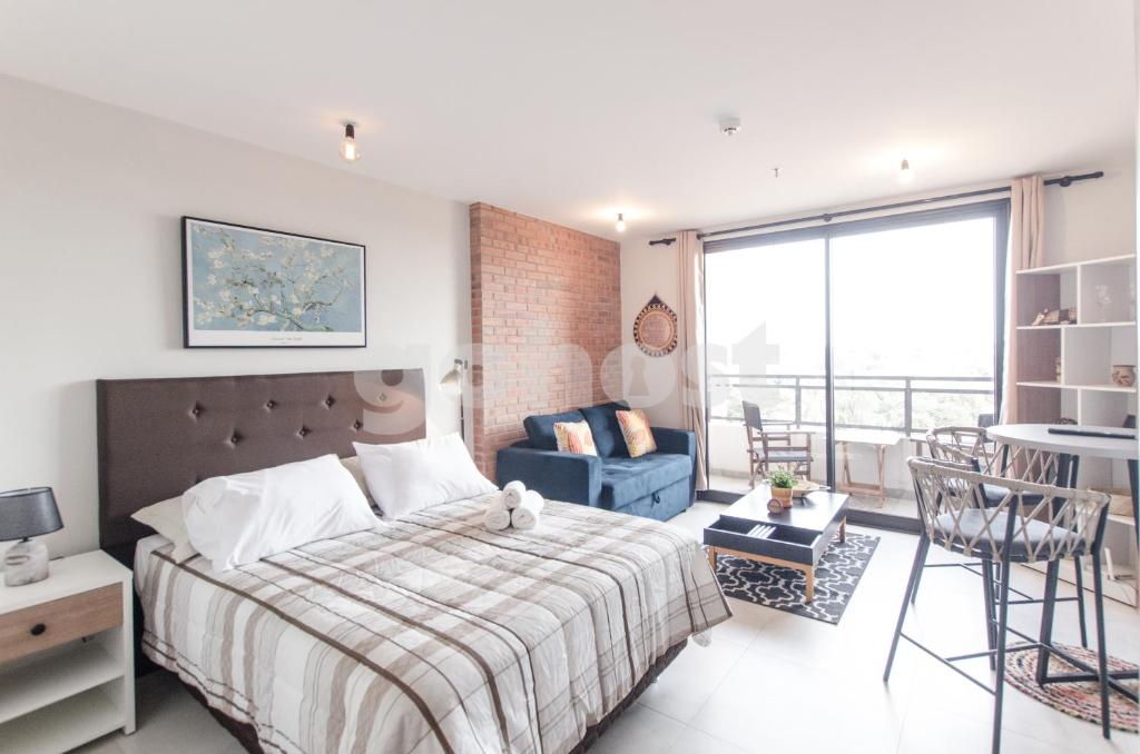 Comfortable Los Laureles Loft - 2
