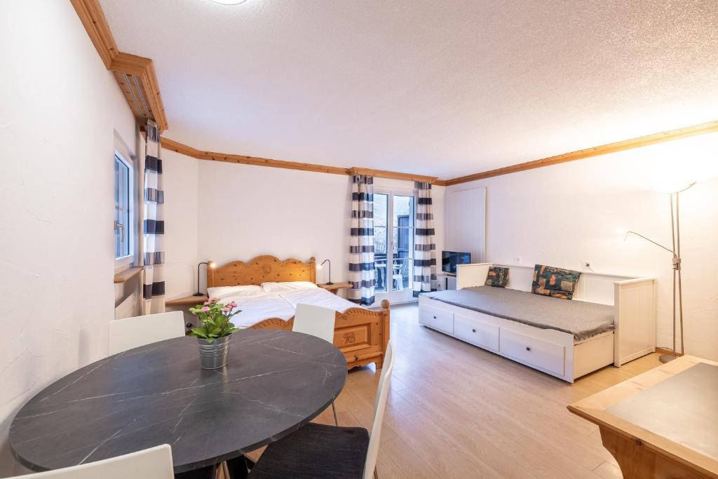 2203 Modernes Studio mit Balkon - 4