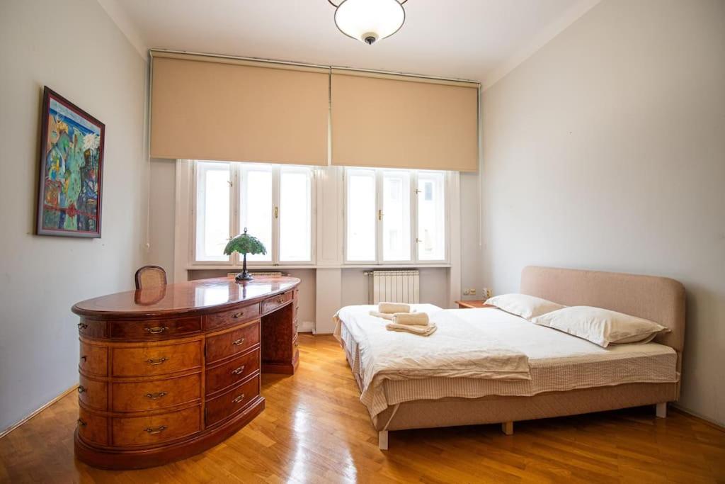 King Peter Apartment - 5