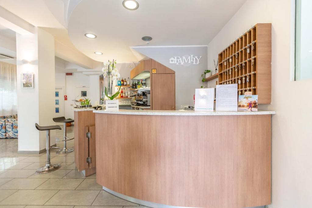 Hotel Luana - 2