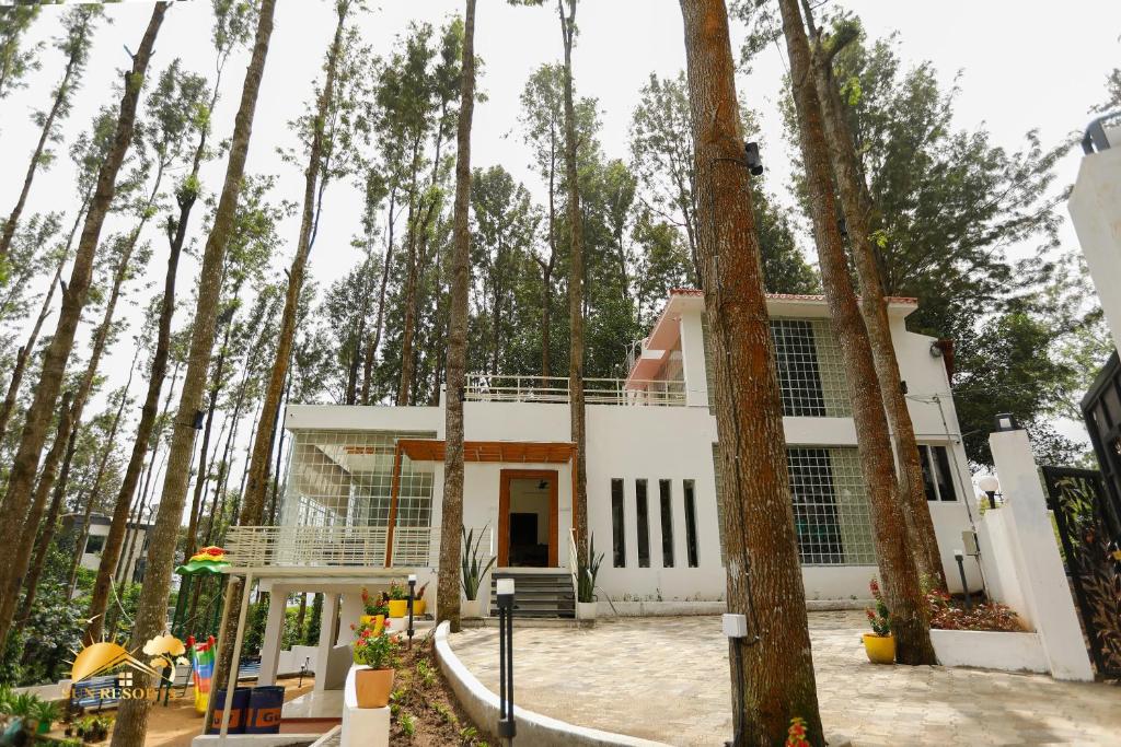 Sun Resorts And Adventures, Yercaud