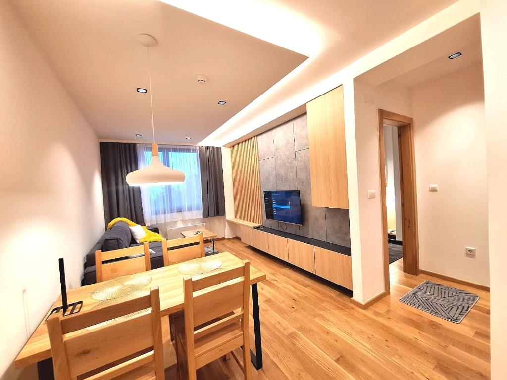 Apartman Vuk, Apart hotel Zlatni javor, Jahorina