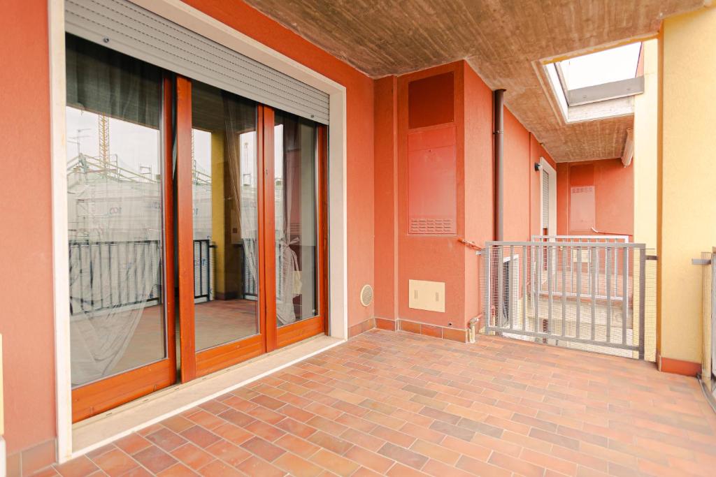 House 40 - SILKEYS - 2