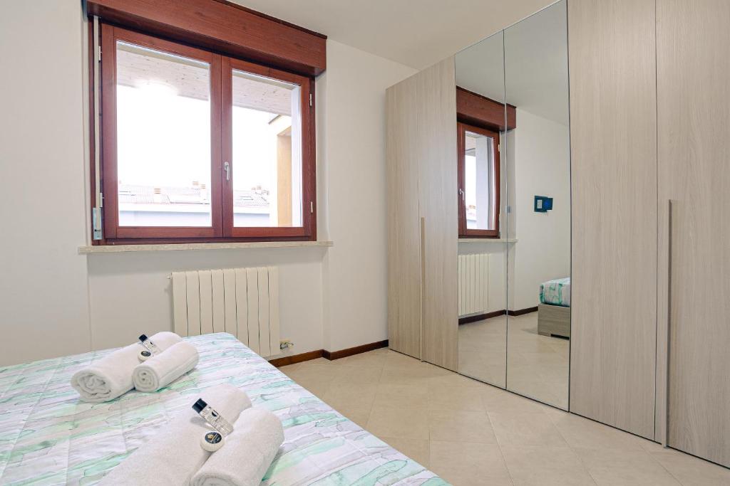 House 40 - SILKEYS - 5