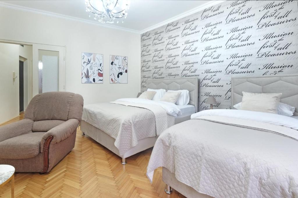 Illusion Downtown Apartment - 3