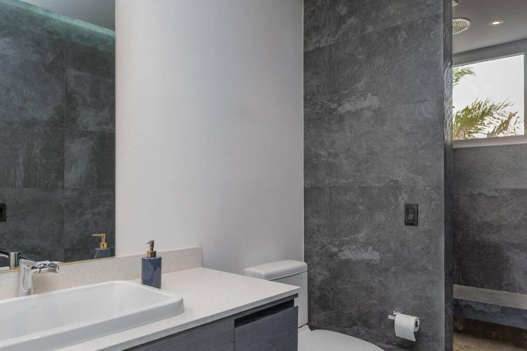 Luxury Condo D Residense - 3