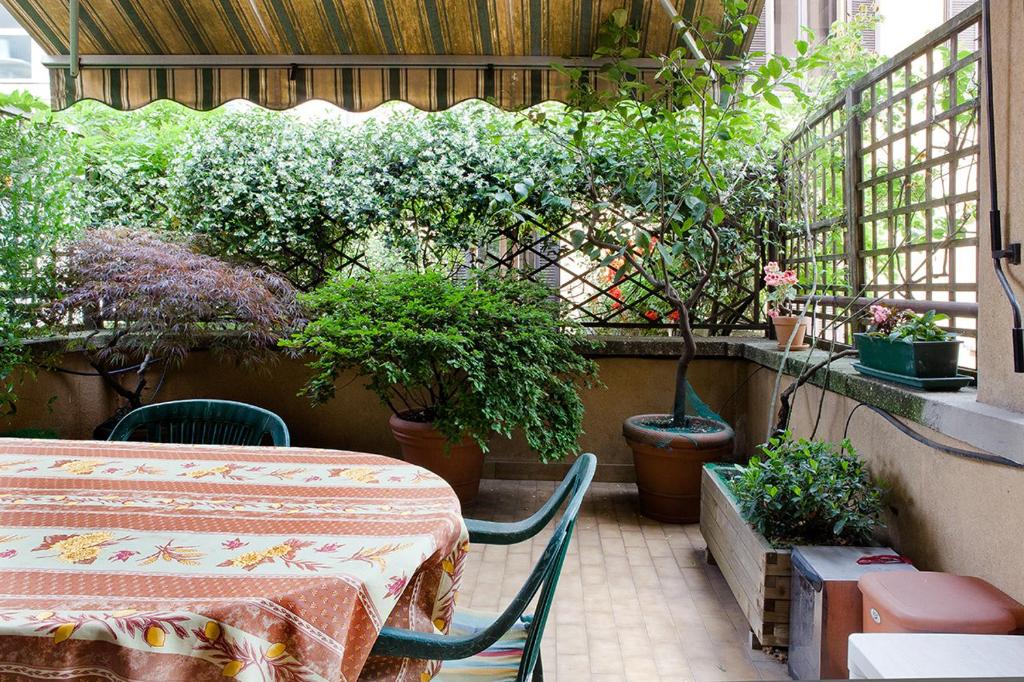Apartment with terrace in central Milan - 5