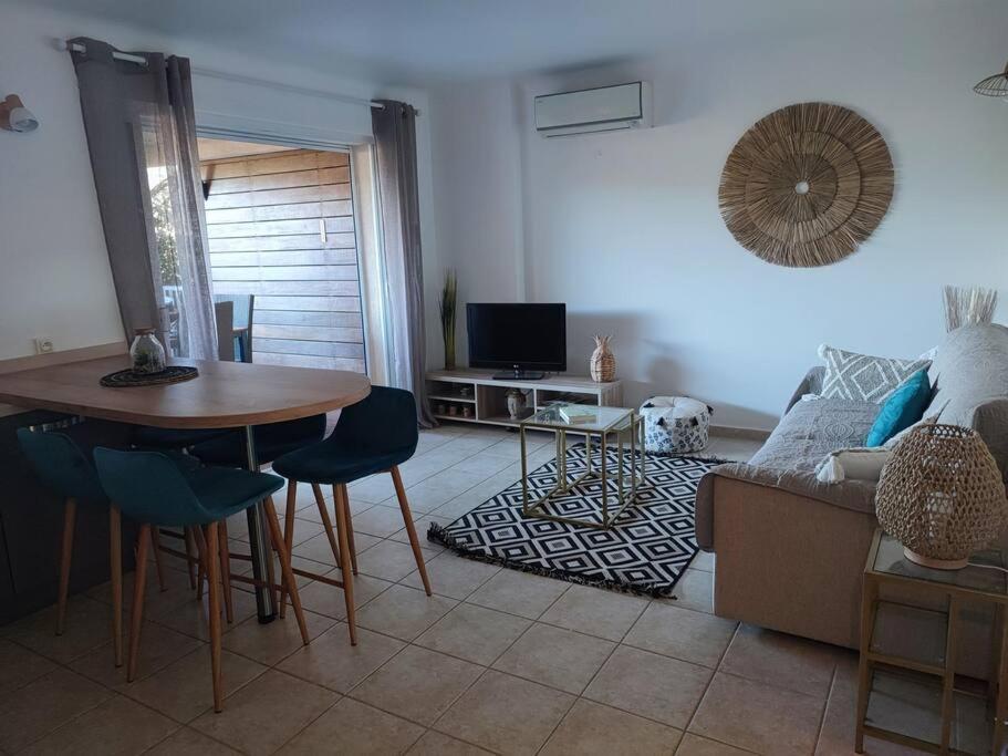 Appartement & Piscine Santa Giulia - 3