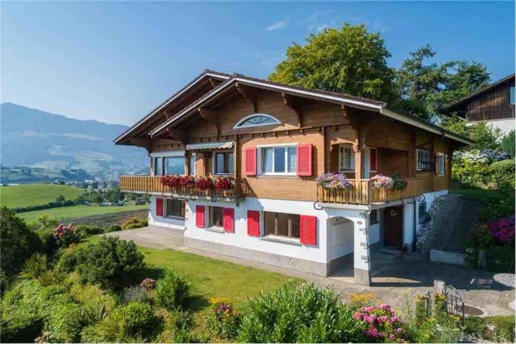 Apartment in Swiss Chalet Träumli, Meierskappel