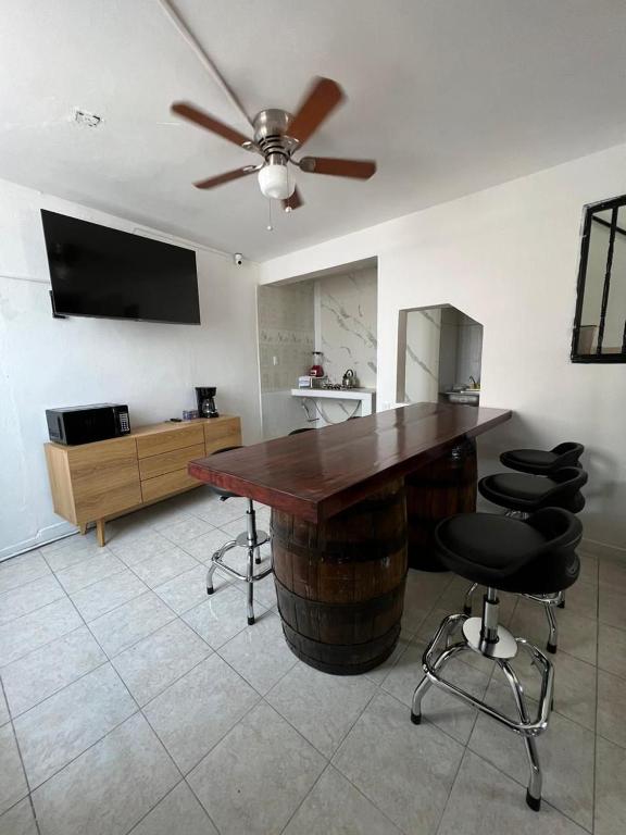 Hostal Luna 49 Mixto