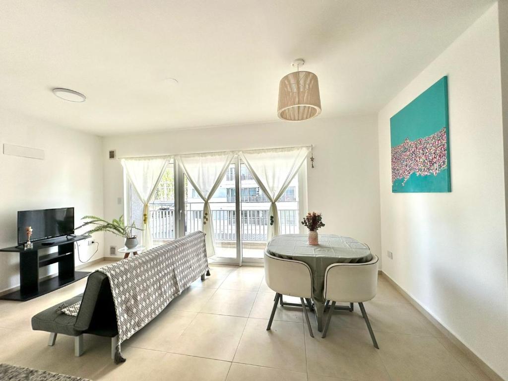 Las flores, Depto Con Cochera - 1