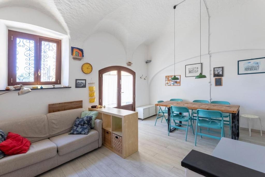 CASA NEL BORGO, 20 METRI DAL MARE, Albisola Superiore