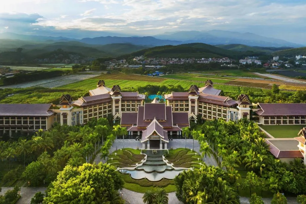 Sheraton Grand Xishuangbanna Hotel, hotel in Jinghong