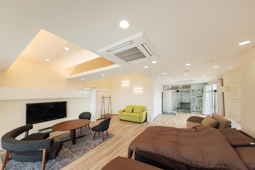 The Hotel Obuse, Obuse