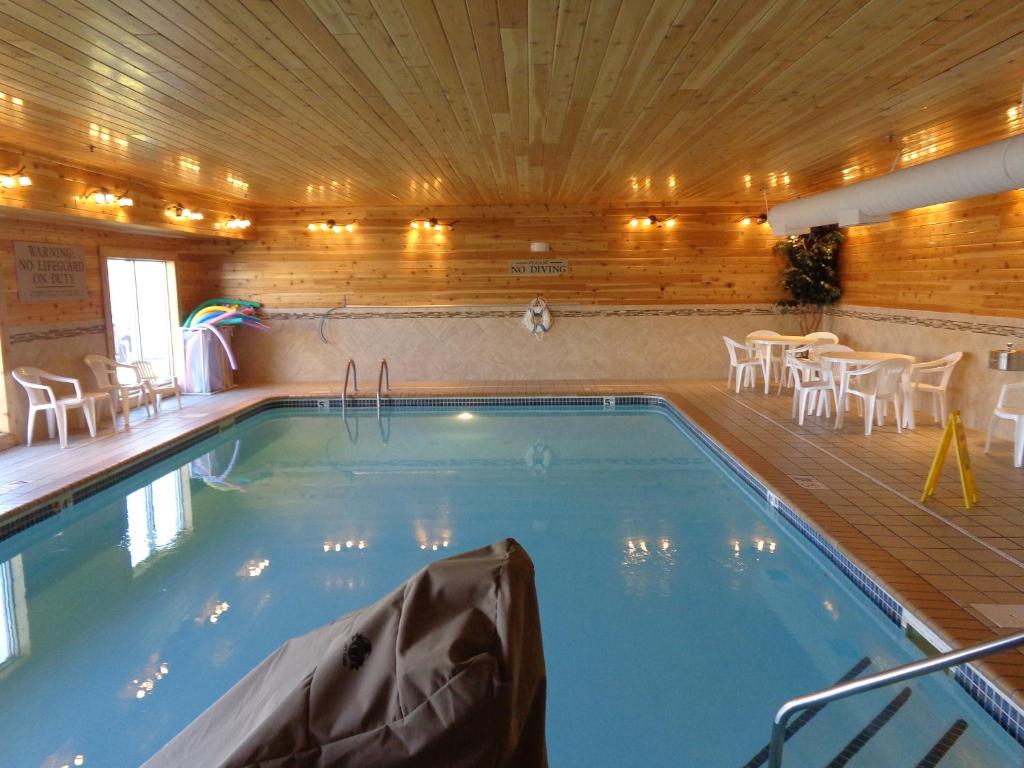 Country Inn & Suites By Radisson Forest Lake Mn Photo 30