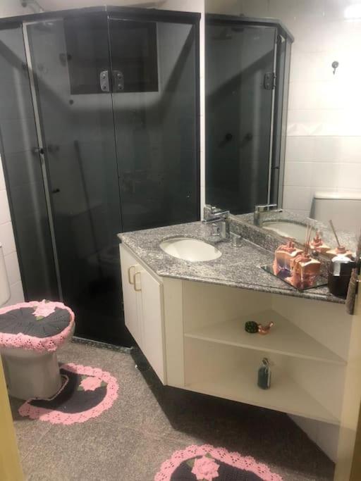 Quarto Em Aphaville