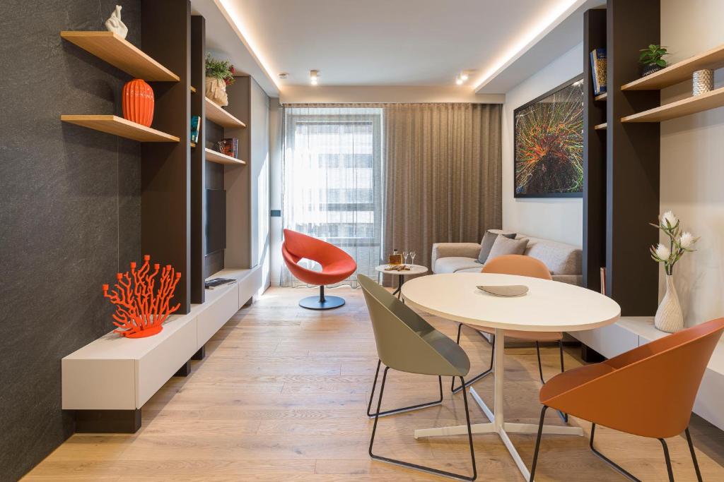 Aera Suites 301-302 by Letstay - 5