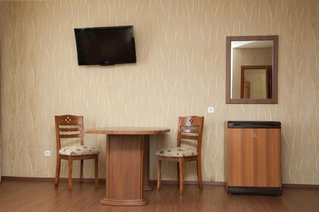 Chita Hotel photo