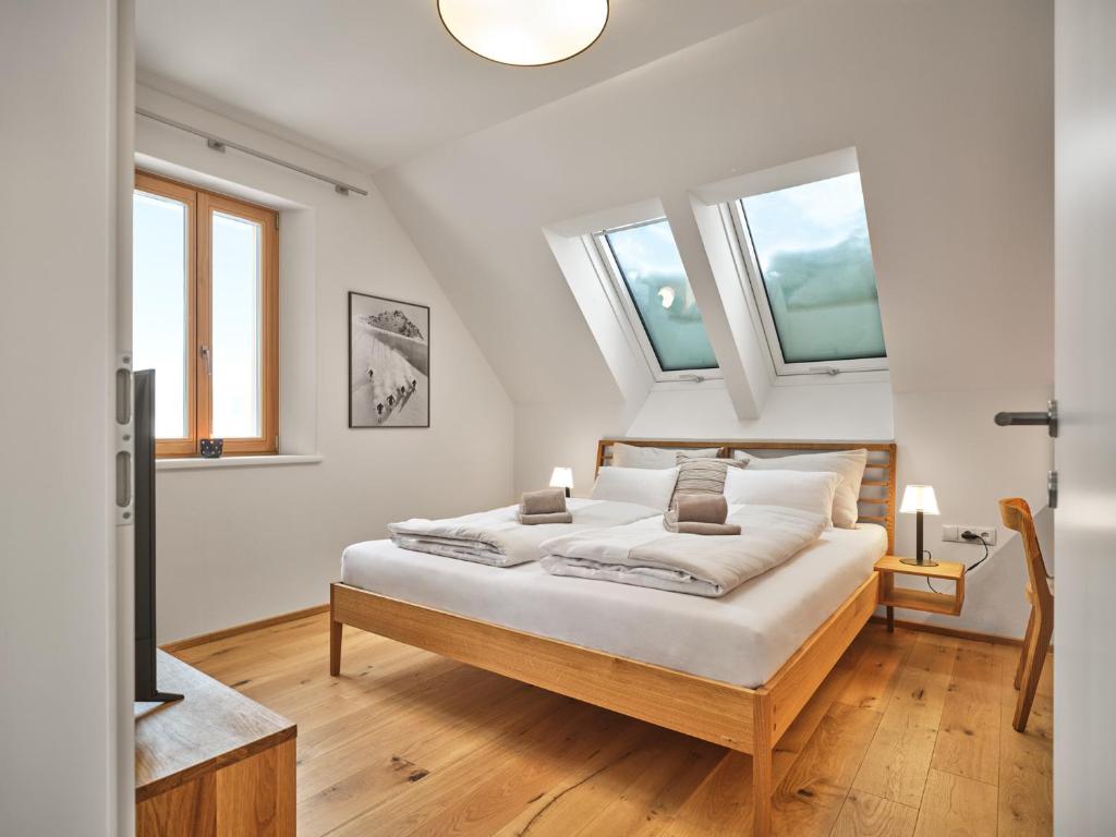 Mountain Lovers Three by AA Holiday Homes - 4