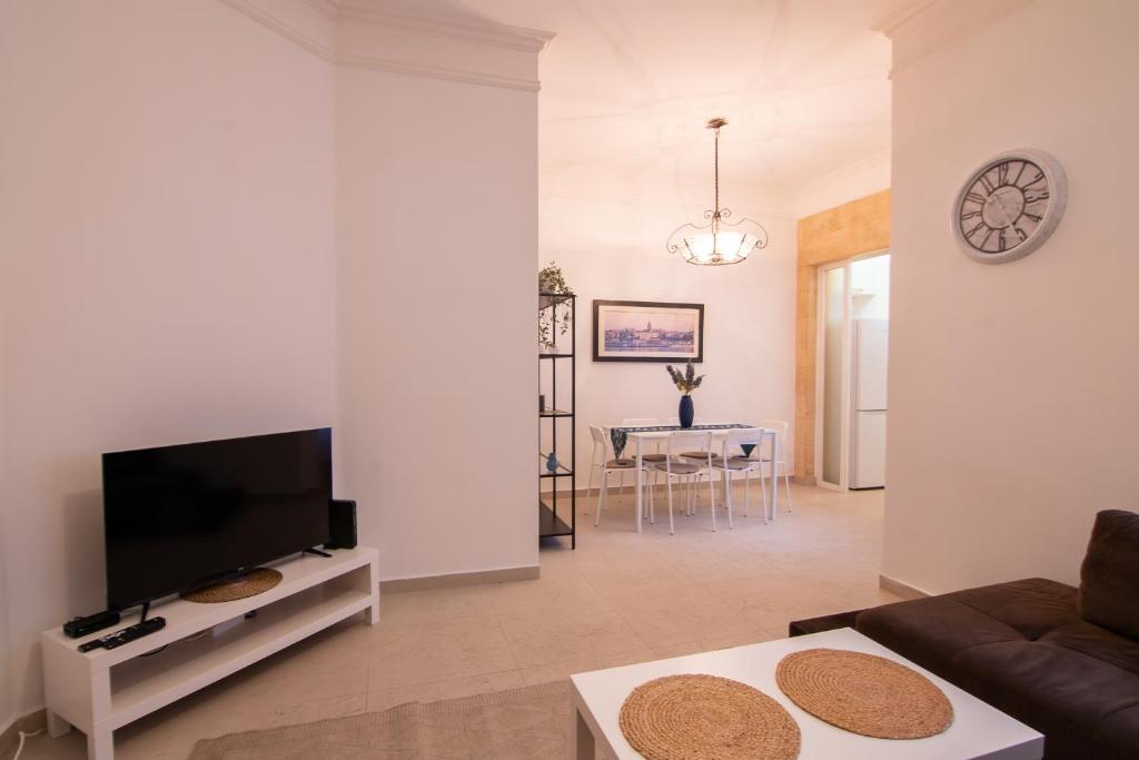 Sweet House Republic - 1