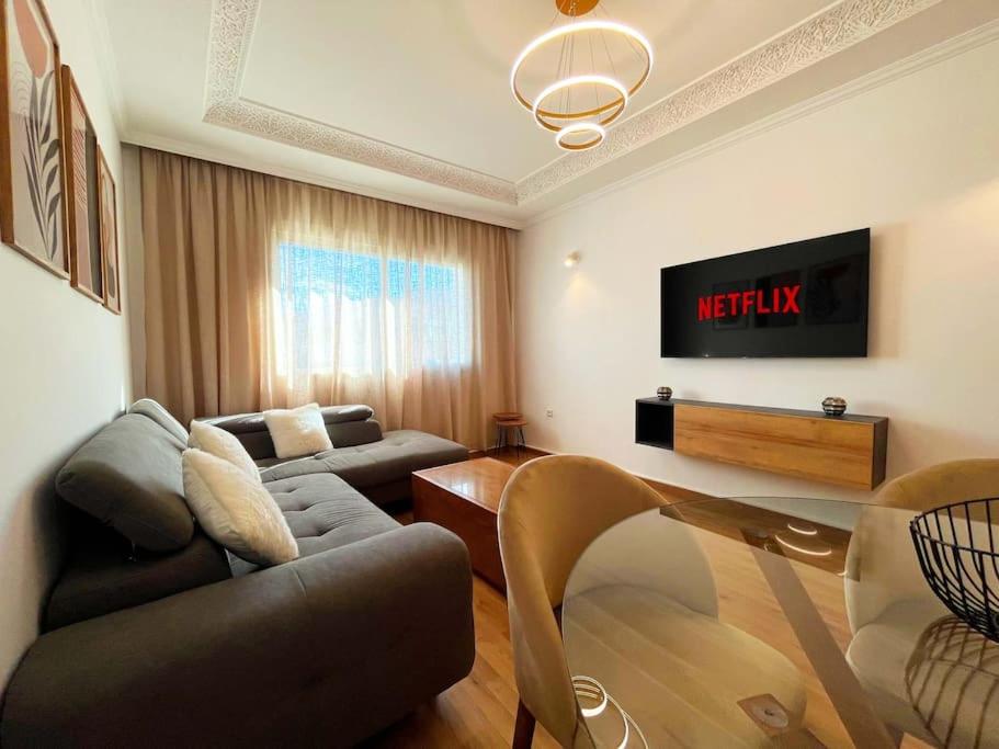 Rabat, Hassan Downtown: Tramway, sunshine, privacy, Rabat