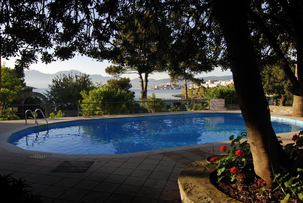 Lato hotel photo