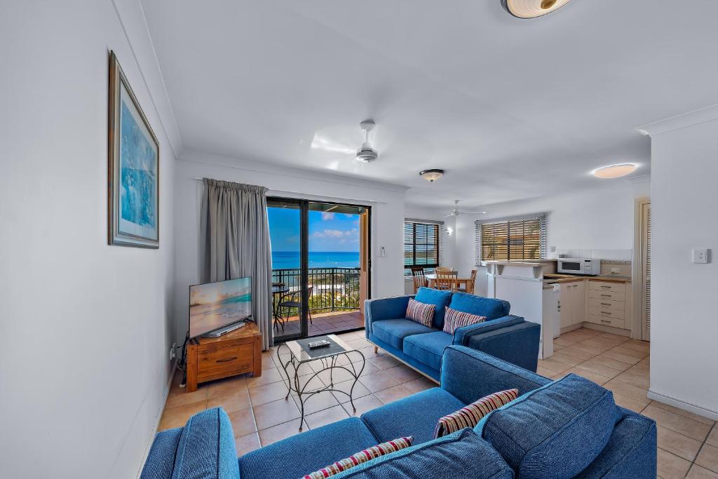 Blue Lotus, Airlie Beach