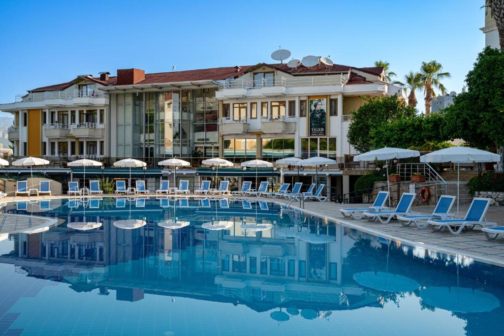 Tu Casa Gelidonya Hotel — Swimming pool in Kemer