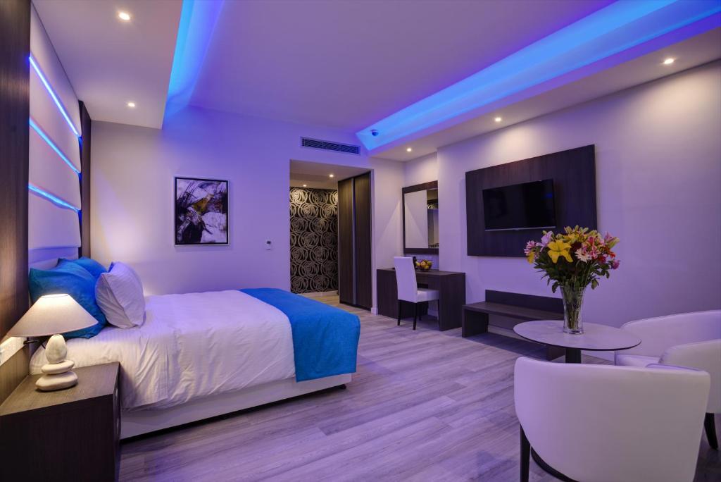 The Josephine Boutique Hotel photo