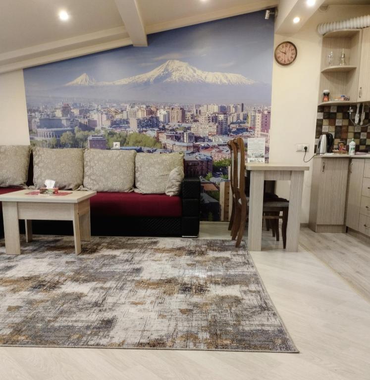 Lily's Apartment, Jerevan