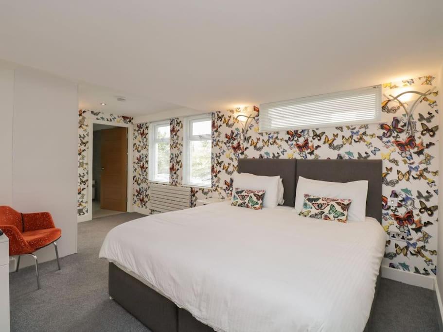 BRANTLEA - 4-Bed Detached Home, Bowness photo 2