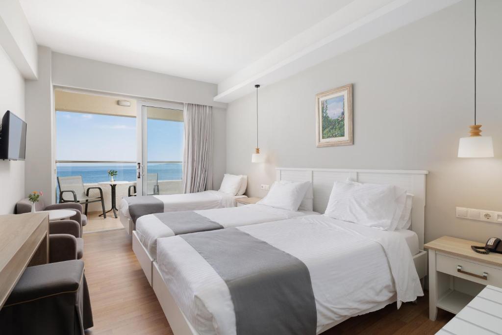 Elea Beach Hotel — Hotel rooms in Dassia, Ionian Islands