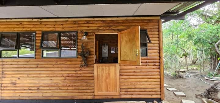 Marepe Flora Mountain View, Kampersrus AH