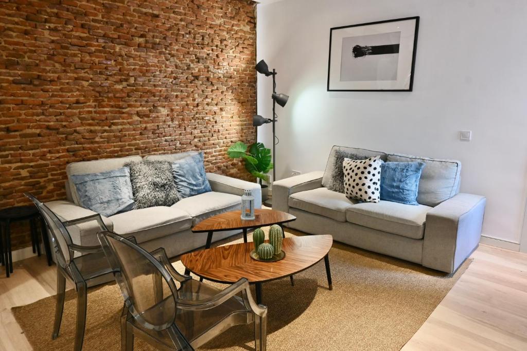 Moderno Apartamento TEMPORAL de dos dormitorios En Avenida América CAR1012 - 5