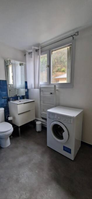 Studio 25 m2 centre Uriage - 4
