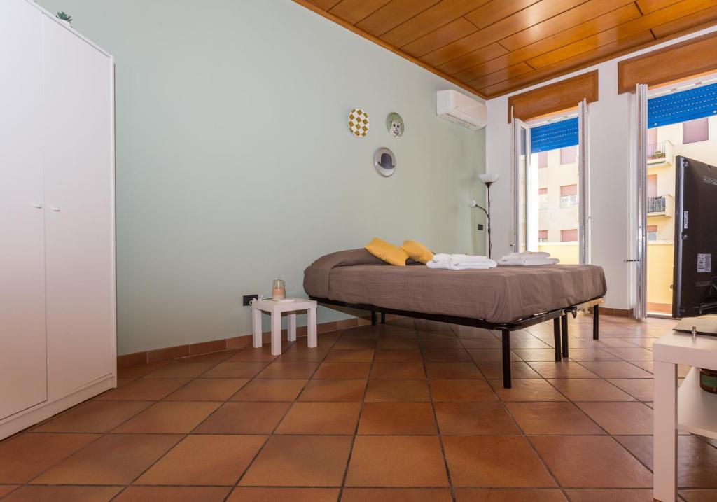 The Little Sunny House - 3