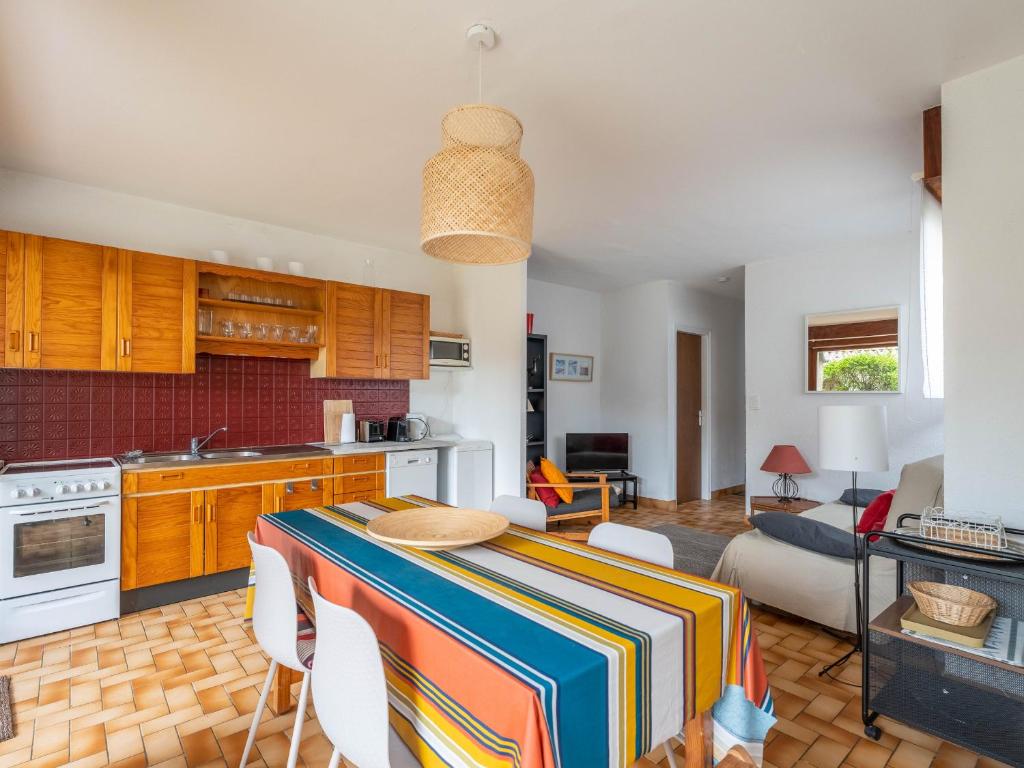 Maison 6 pers. à Mimizan, bord de courant, forêt et océan, 3 étoiles, tout confort, ménage inclus - FR-1-50-80, Mimizan