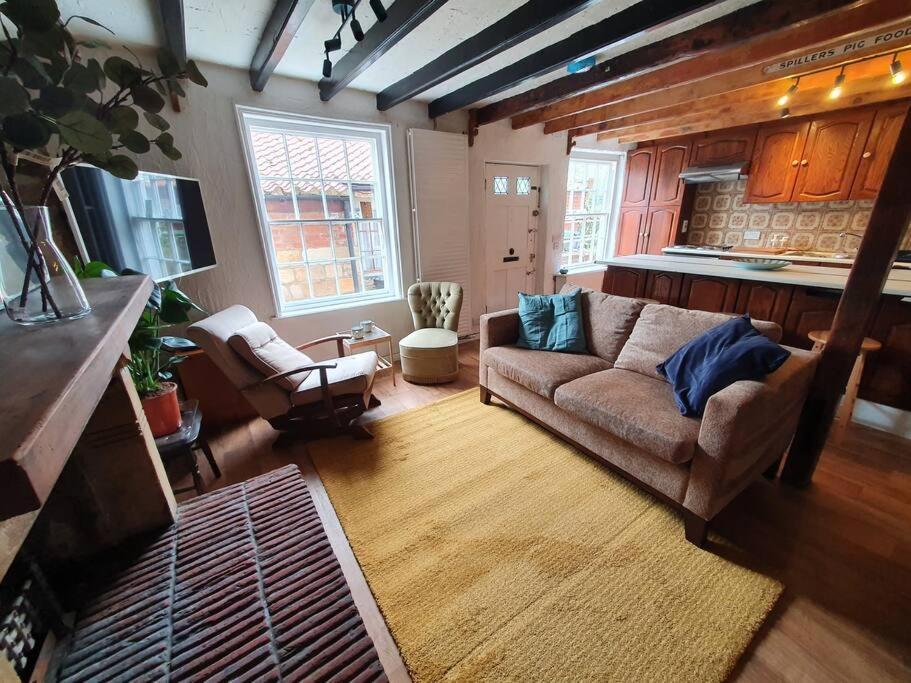 Bramblewick Cottage, Robin Hood's Bay photo 2
